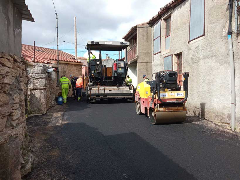 Asfaltado calle Santo